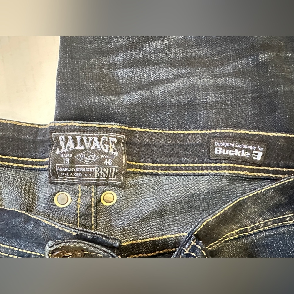 Salvage by Buckle. 38R x 32 long like new